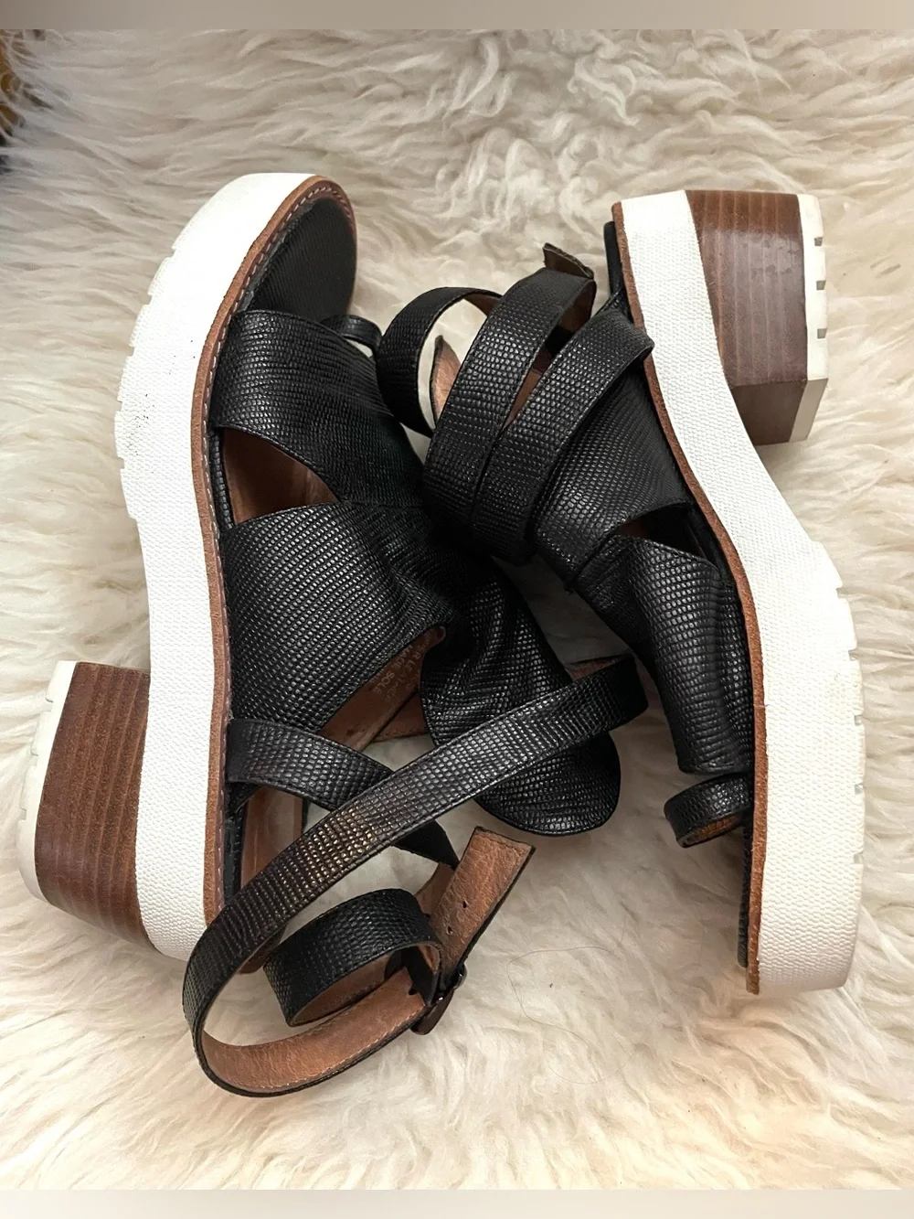 Jeffrey Campbell Platform Sandals  Textured Leather Ankle Strap Size 7.5